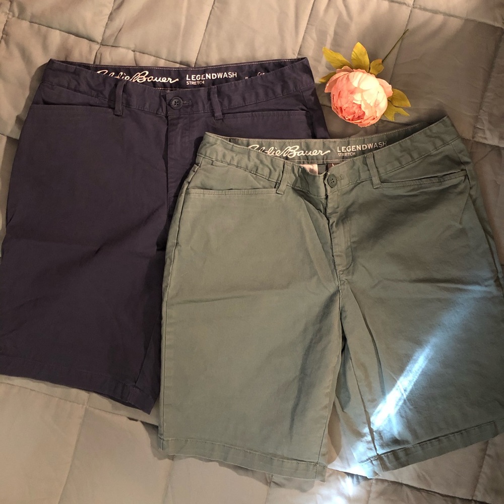 Set of 2 Eddie Bauer Legendwash Stretch Shorts, 10